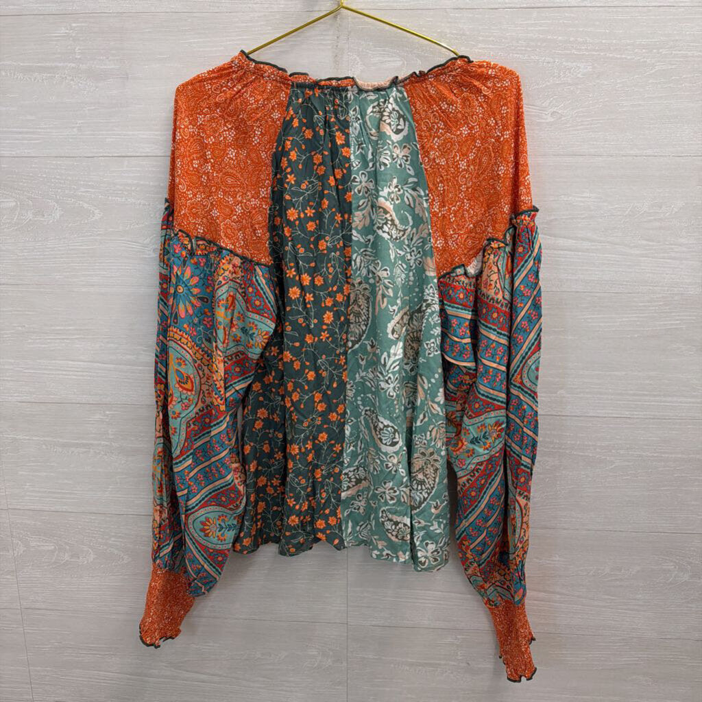 Oli and Hali Blue/ Multi Print Long Sleeve Top Large