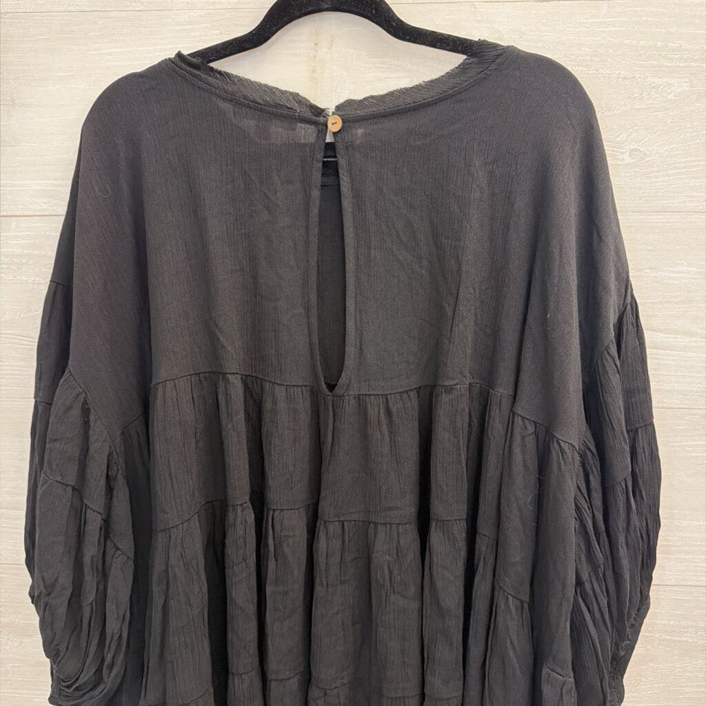Kye Mi Black Short Puff Sleeve Top Medium