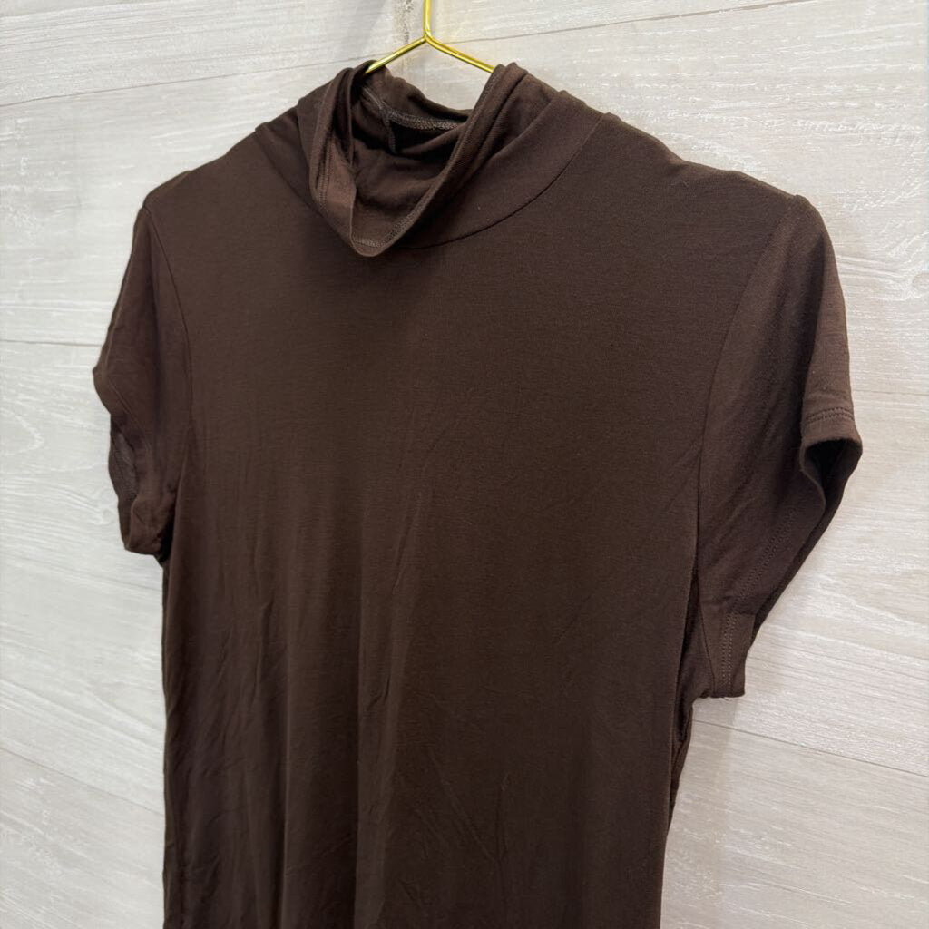 Cabi Brown Short Sleeve Mock Neck Top Medium