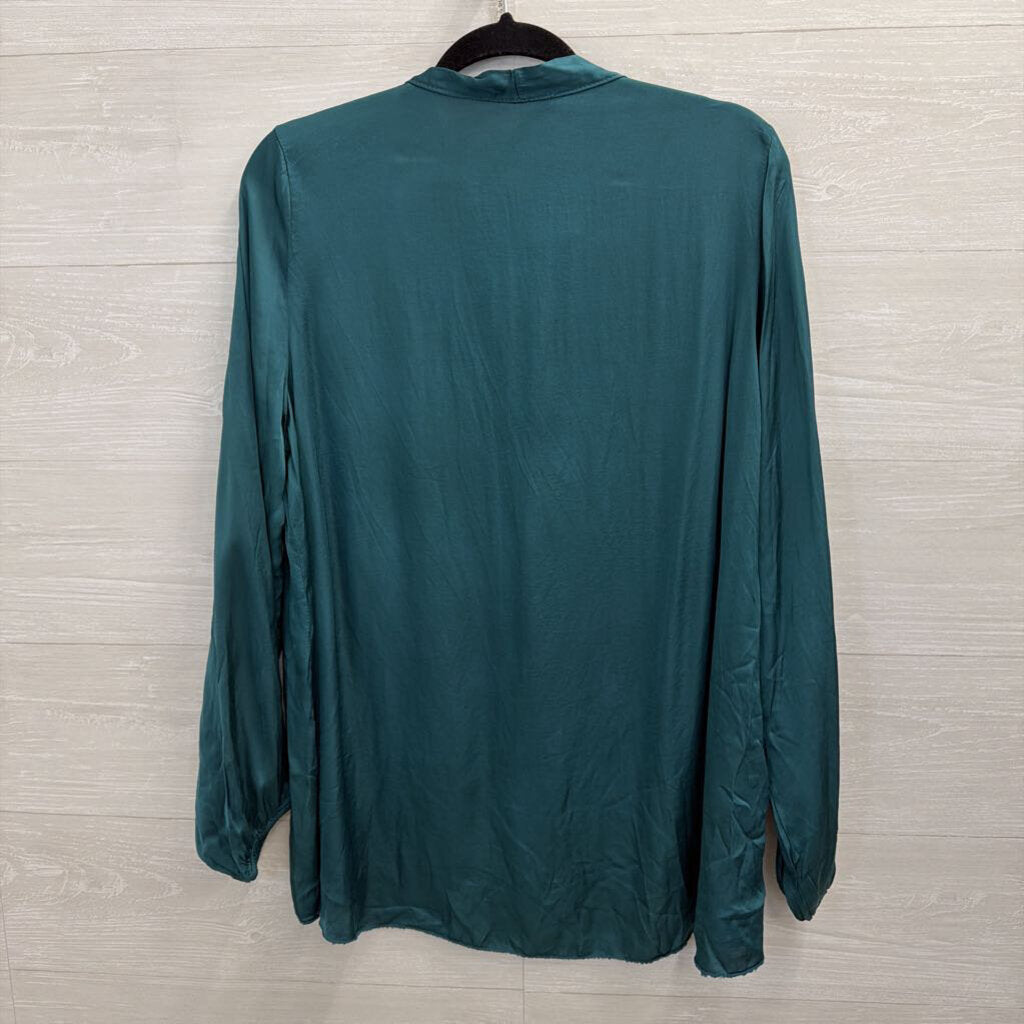 Tempo Paris Teal Silky Long Sleeve Top Medium/ Large
