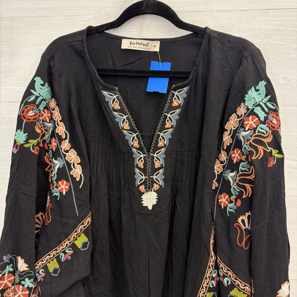 Three Bird Nest Black/ Multi Embroidered Long Sleeve Top Medium