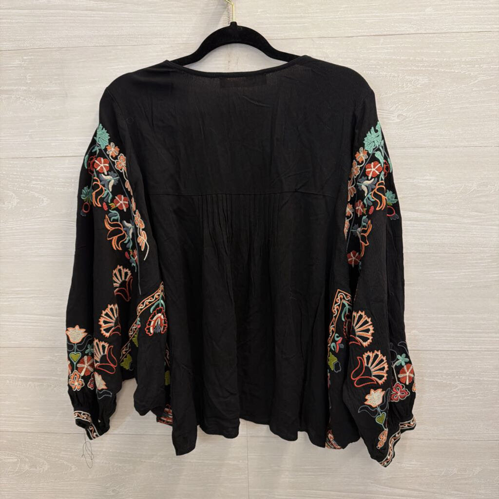 Three Bird Nest Black/ Multi Embroidered Long Sleeve Top Medium