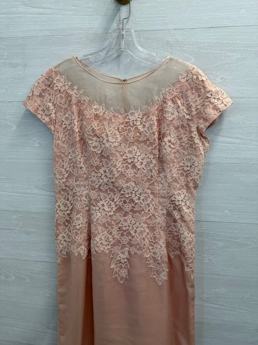 Vintage Pink Lace Short Sleeve Short Formal Dress Large