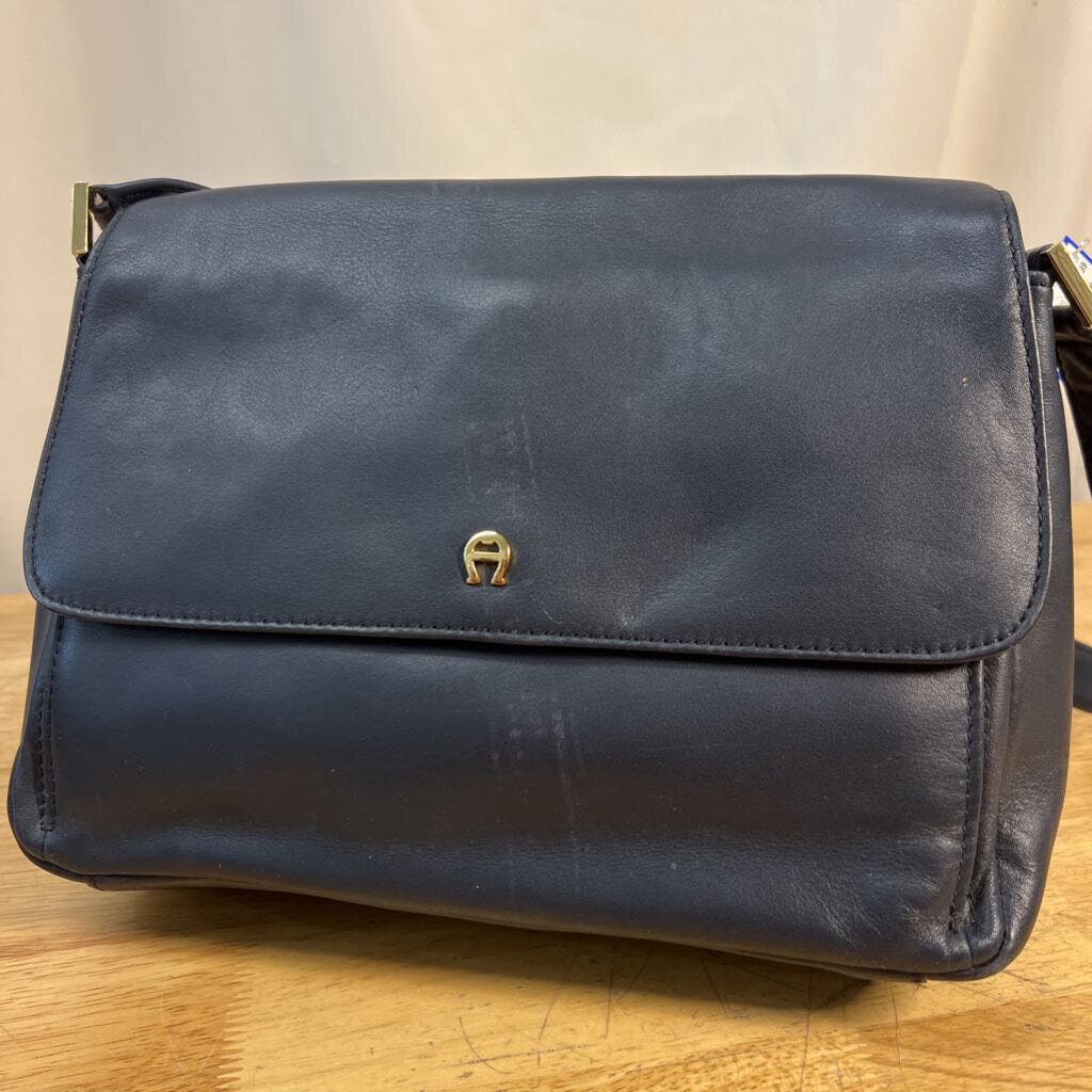 Vintage Etienne Aigner Navy Leather Shoulder Purse