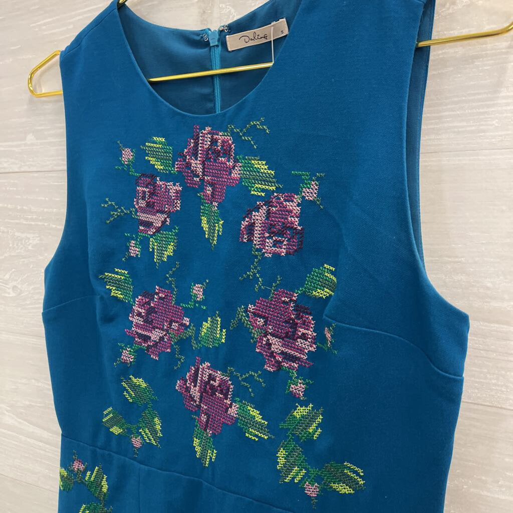 Darling Blue/ Multi Cross Stitch Print Sleeveless Dress Small