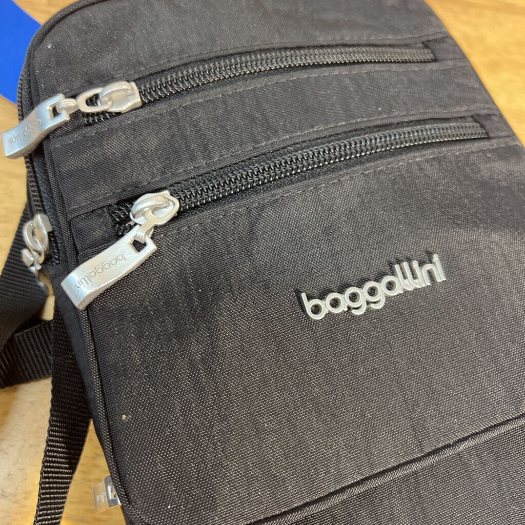 Bagallini Black RFID Journey Crossbody Purse