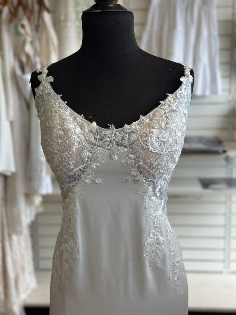 Azazie Ivory Lace Detail Bridal Gown 16