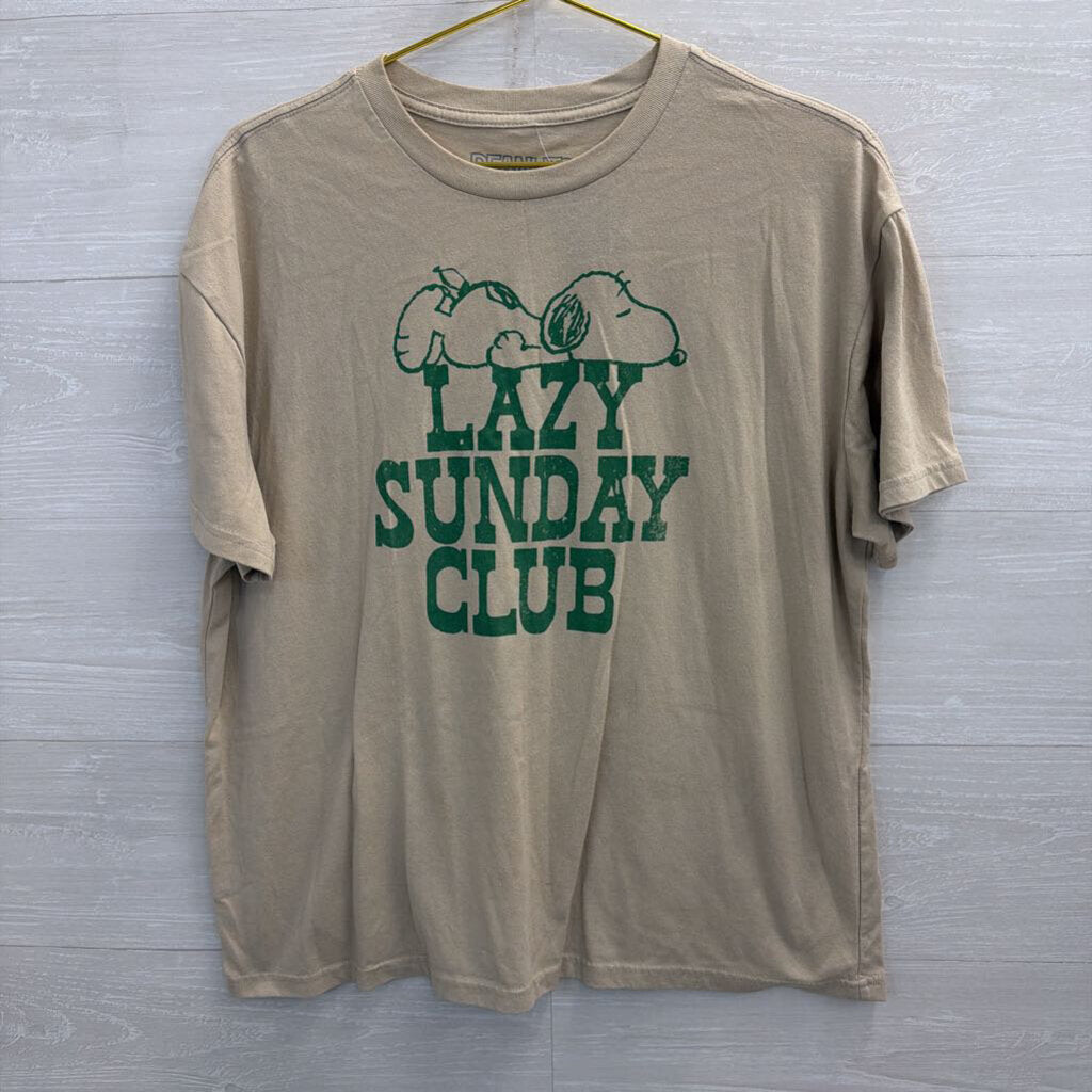 Peanuts Beige/ Green Lazy Sunday Short Sleeve Graphic Tee Large