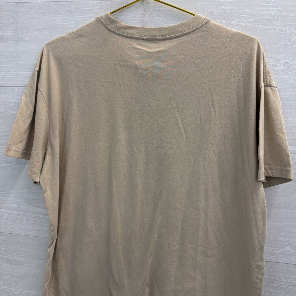 Peanuts Beige/ Green Lazy Sunday Short Sleeve Graphic Tee Large