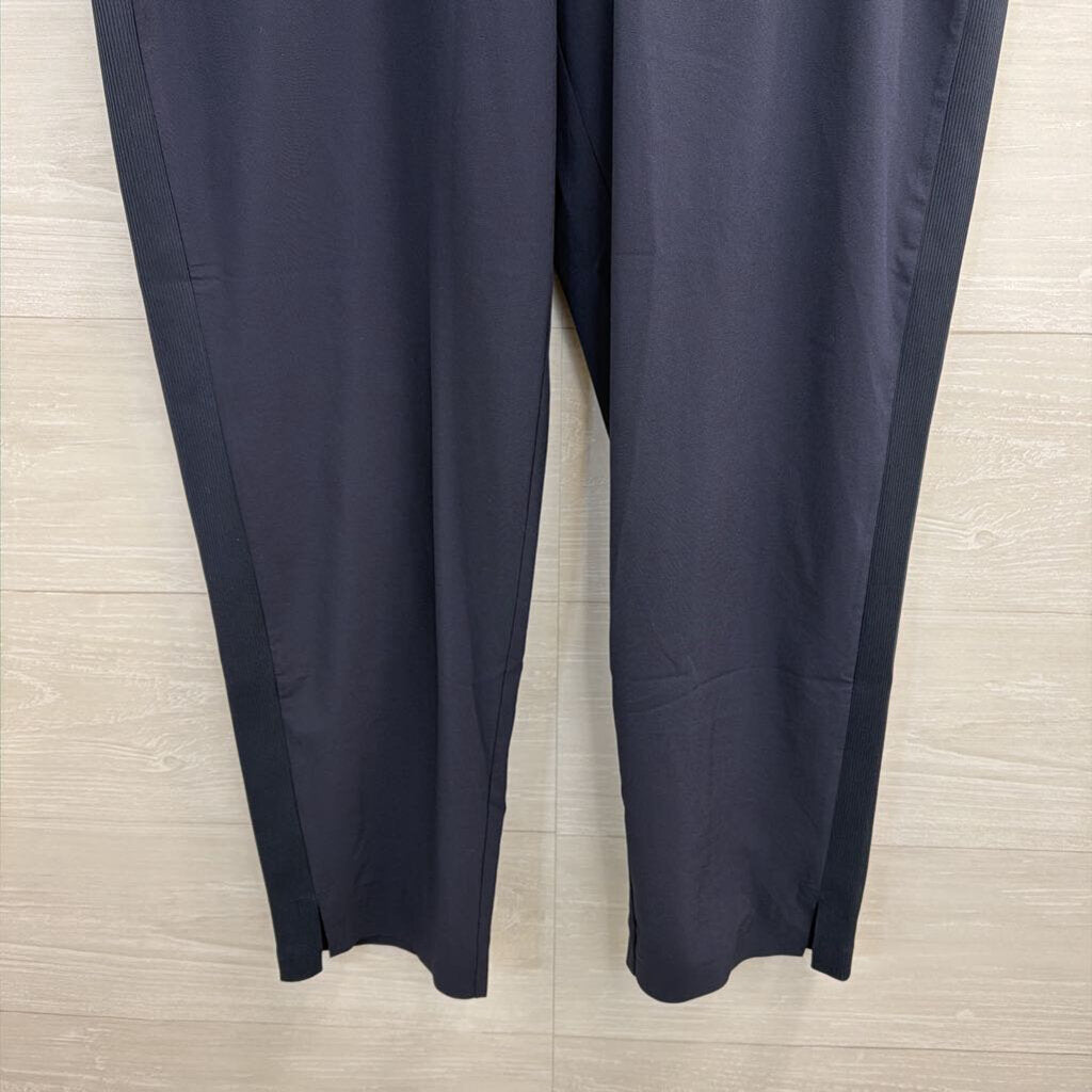 Athleta Navy Pull On Pants 16
