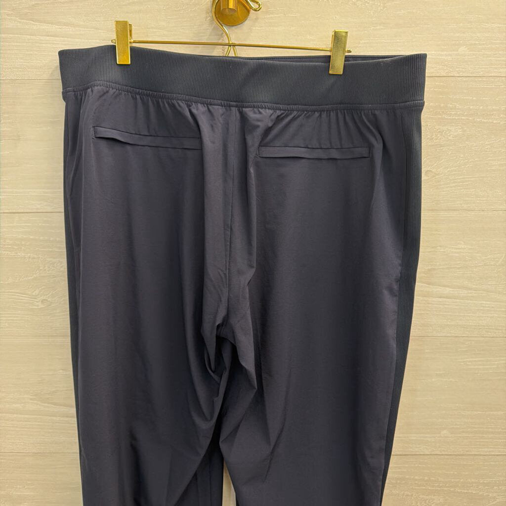 Athleta Navy Pull On Pants 16