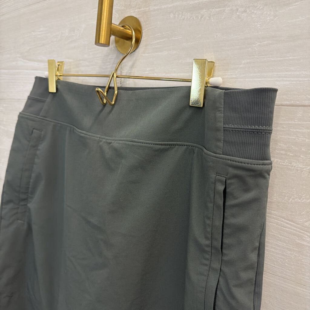 Athleta Grey Athletic Skort 14