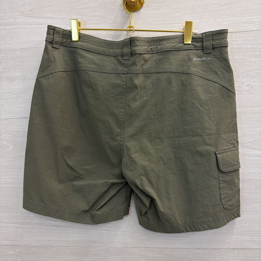 Eddie Bauer Green Cargo Style Shorts 12