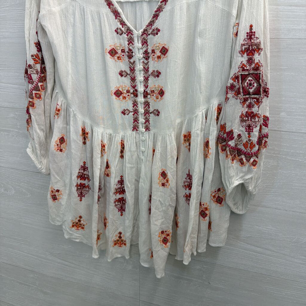 Free People White/ Red Embroidered Long Sleeve Top Medium