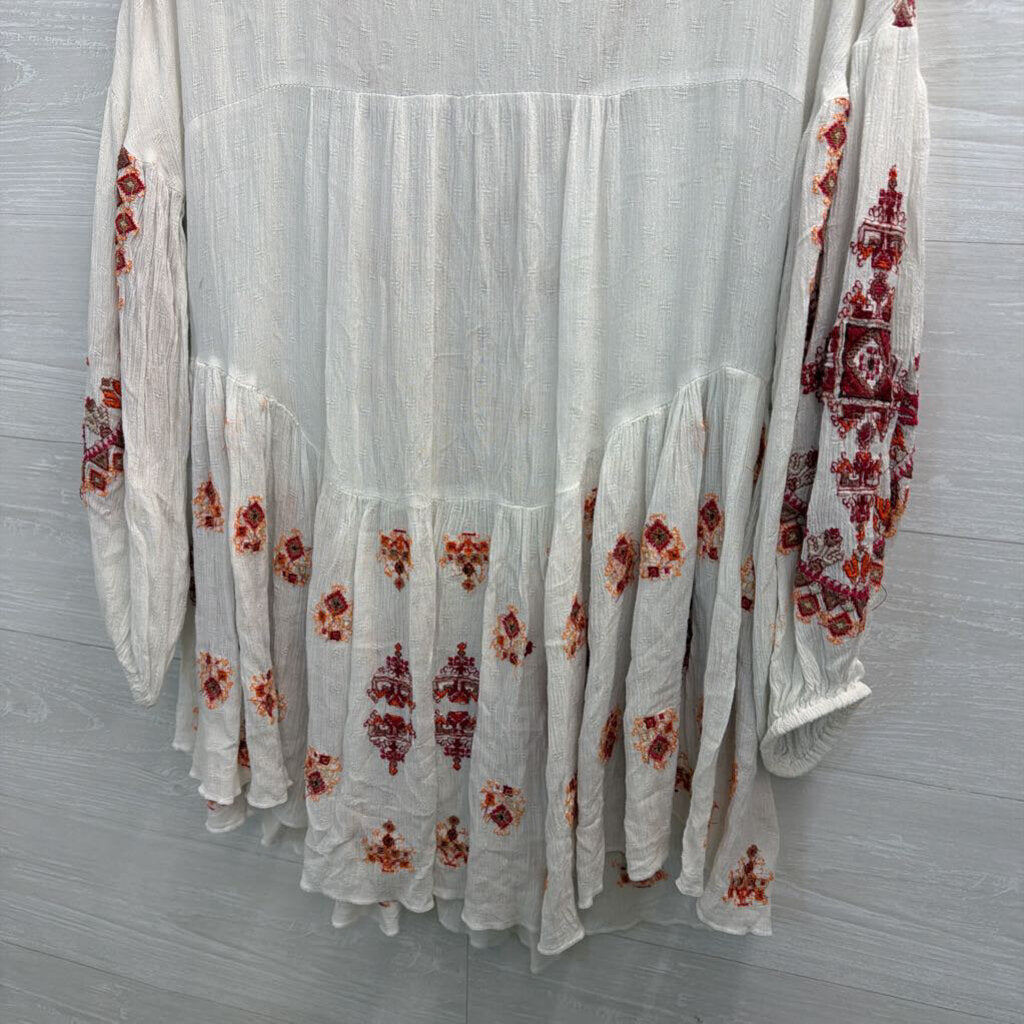 Free People White/ Red Embroidered Long Sleeve Top Medium