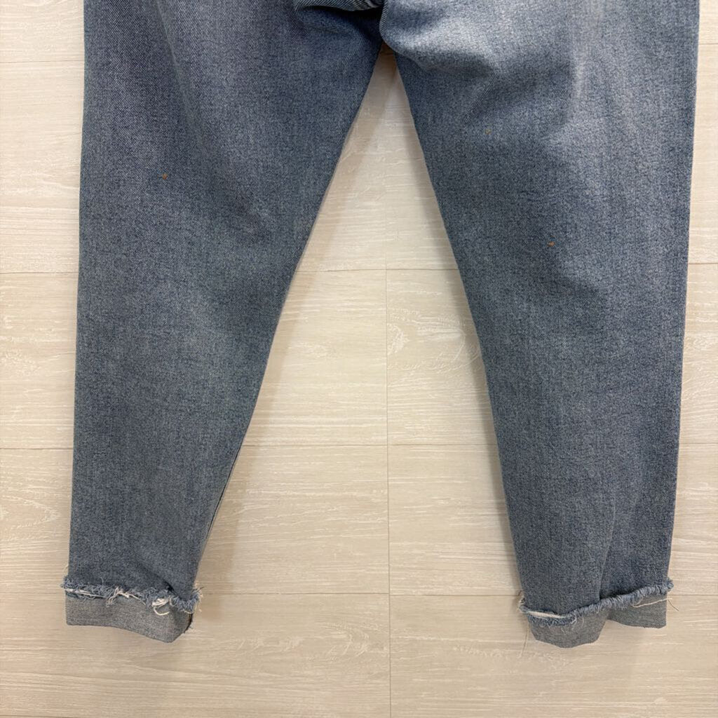 Levi Medium Wash Wedgie Jeans 30