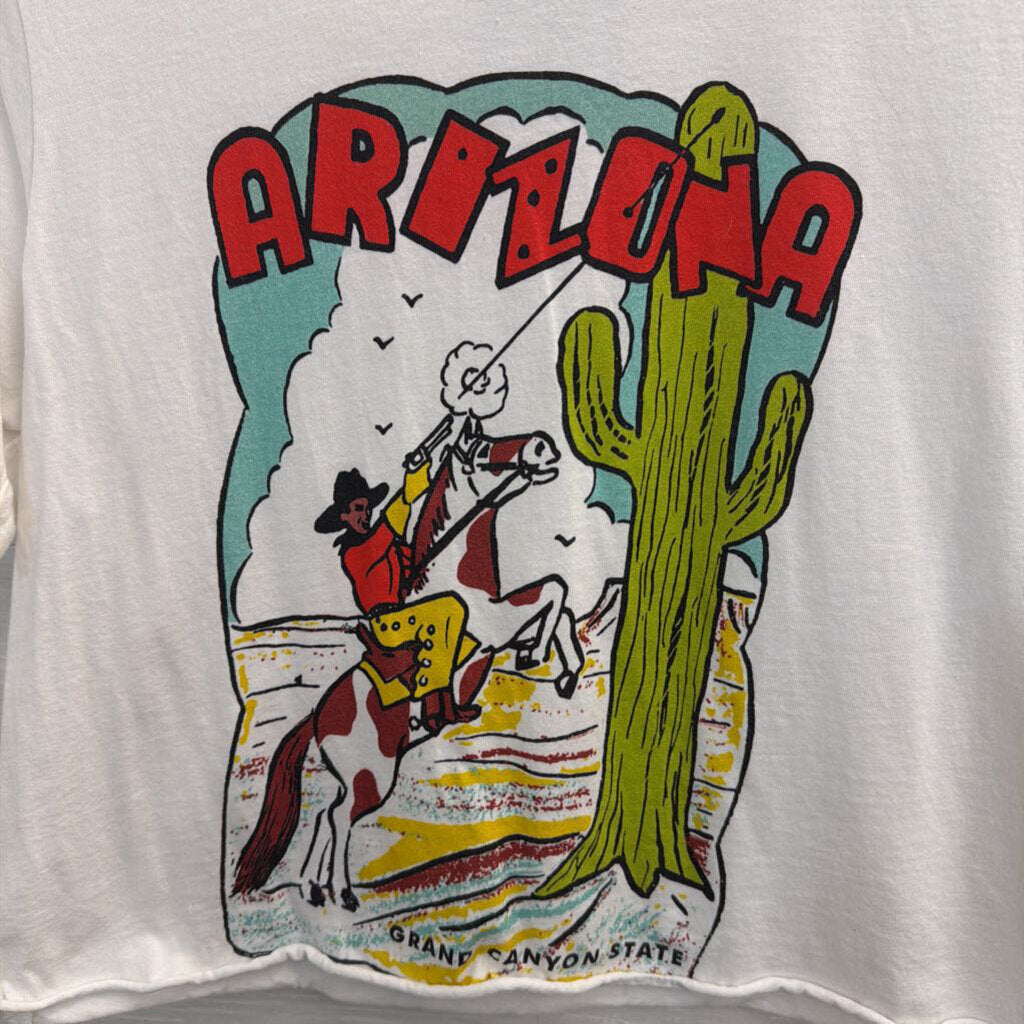 Kaeraz White/ Multi Cropped Arizona Short Sleeve Graphic Tee Medium