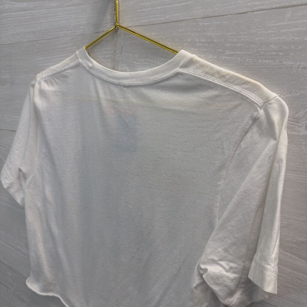 Kaeraz White/ Multi Cropped Arizona Short Sleeve Graphic Tee Medium