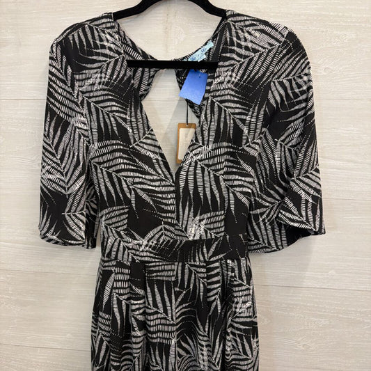 She and Sky Black/ White Print Short Sleeve Jumpsuit Large