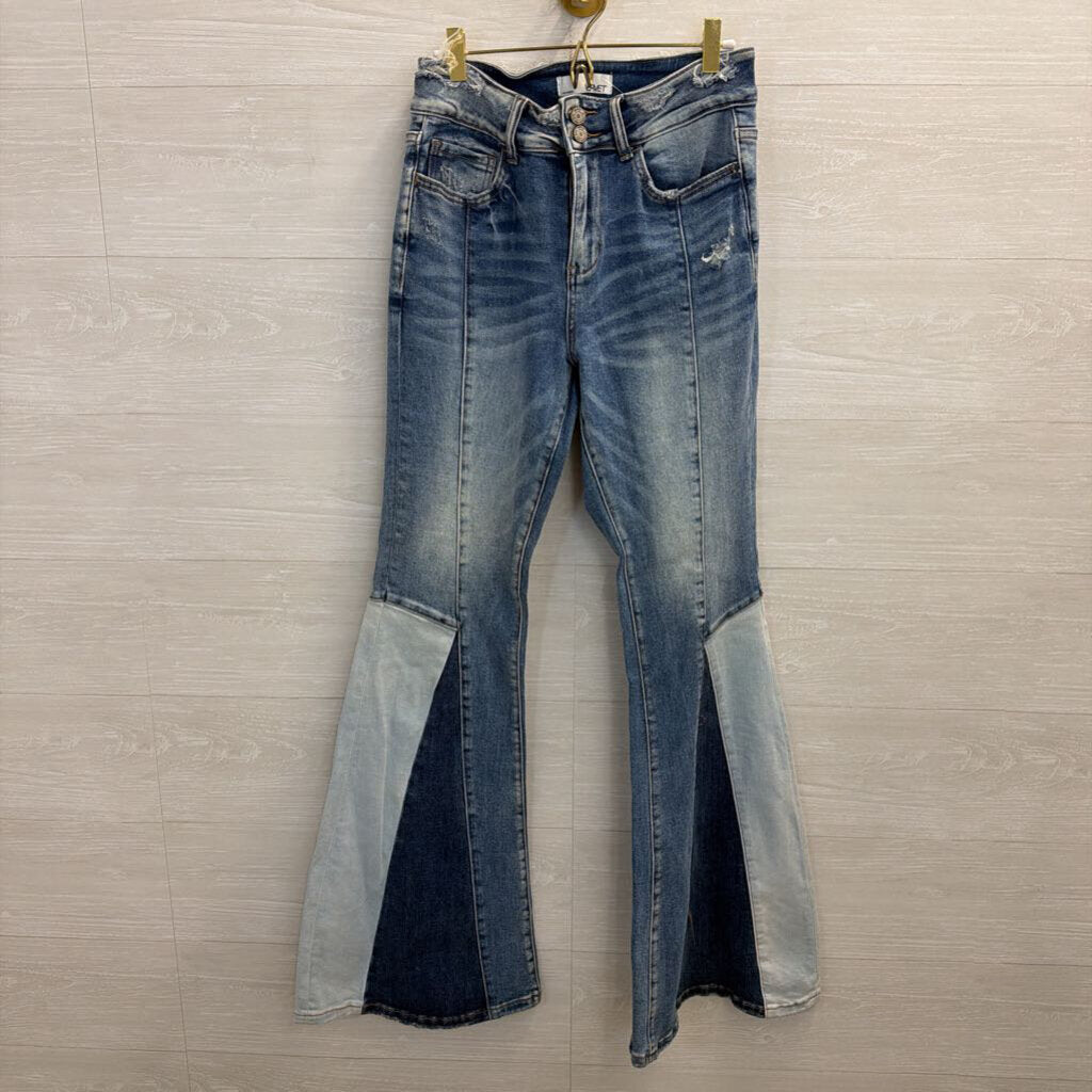 Vervet Medium Wash Patchwork Flare Leg Jeans 28