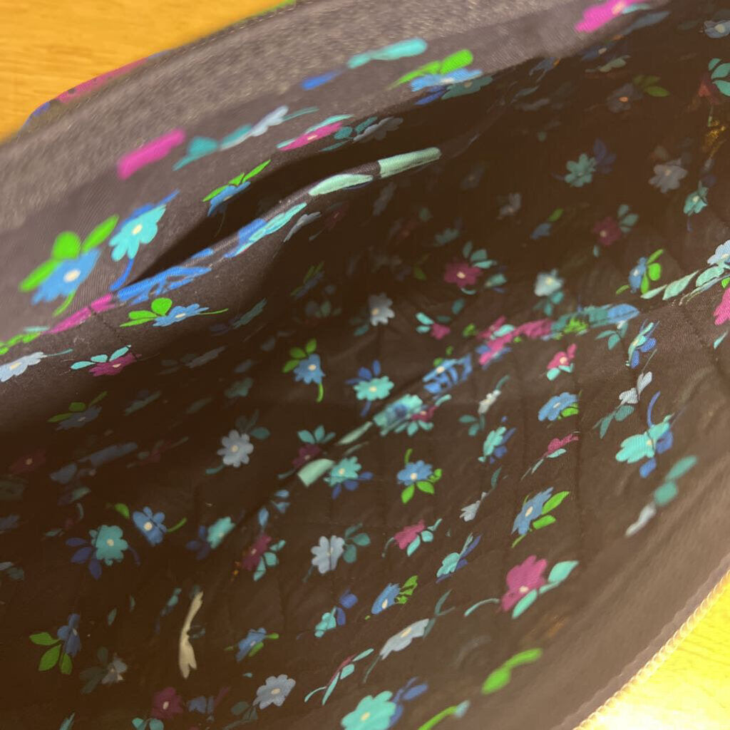 Vera Bradley Navy/ Multi Print Quilted Shoulder Purse