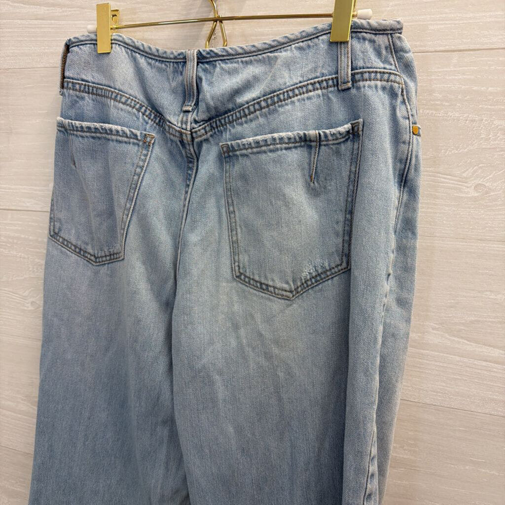 Level 99 Light Wash Wide Leg Jeans 29