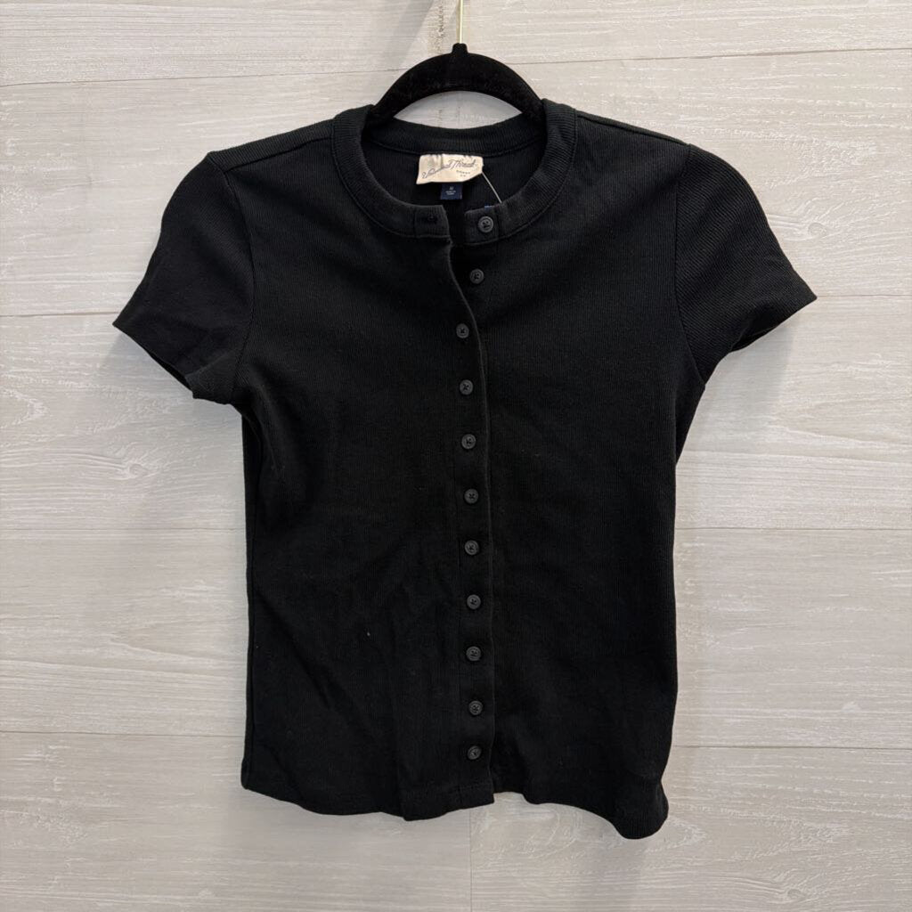 Black Short Sleeve Button Front Top Medium