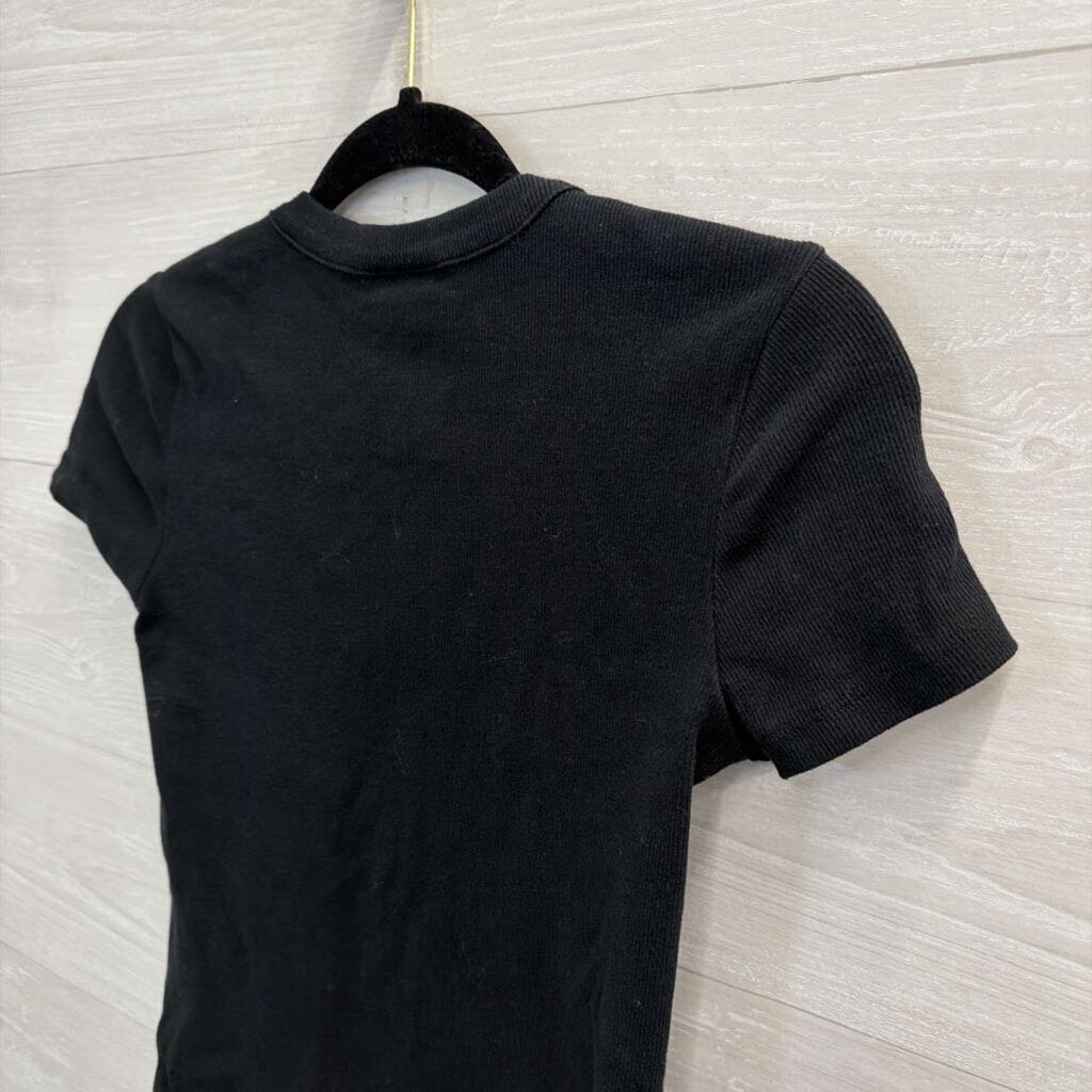 Black Short Sleeve Button Front Top Medium