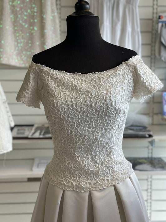 Vintage Ivory Lace Top Satin Skirt Bridal Gown Small