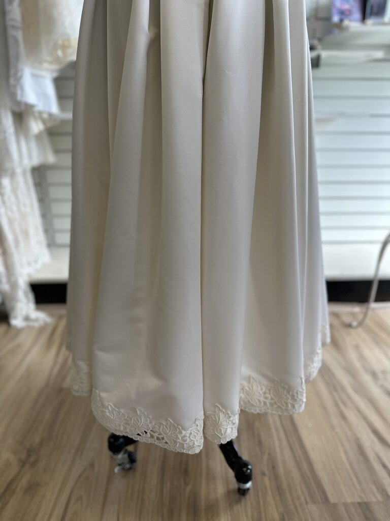 Vintage Ivory Lace Top Satin Skirt Bridal Gown Small