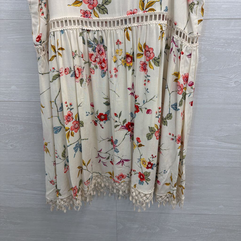 Love Tree White/ Multi Floral Print Mini Dress Medium