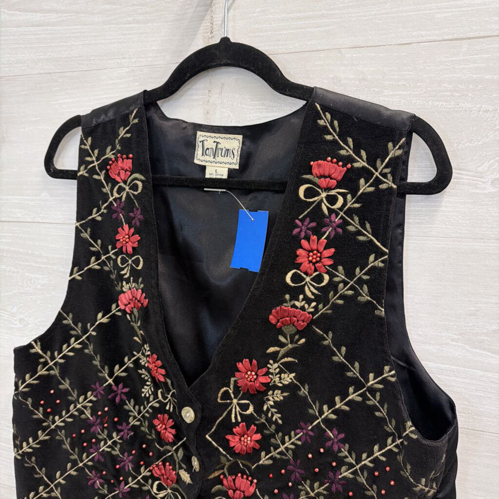 Vintage TanTrums Black/ Mutli Embroidered Vest Top Large