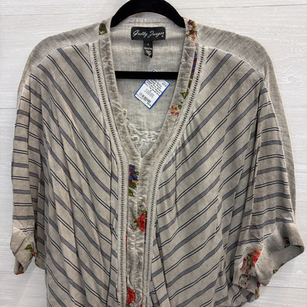 Gretty Zueger Grey Striped Print Short Sleeve Boxy Top Small