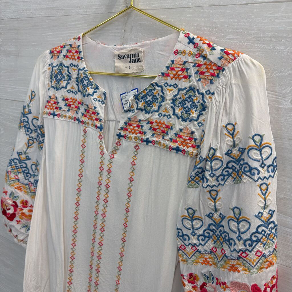 Savanna Jane White/ Multi Embroidered Puff Sleeve Top Small