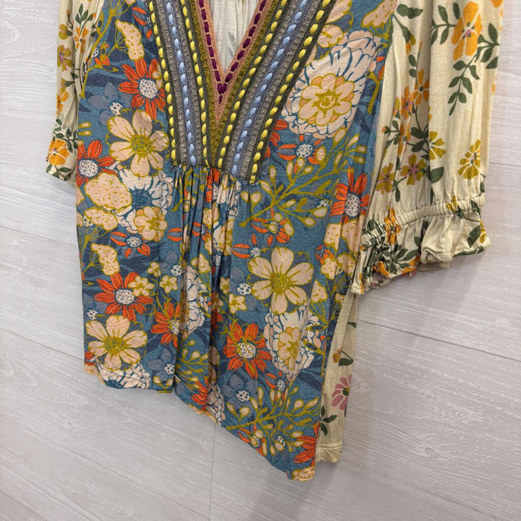Blank London Cream/ Multi Floral Print Puff Sleeve Top Medium