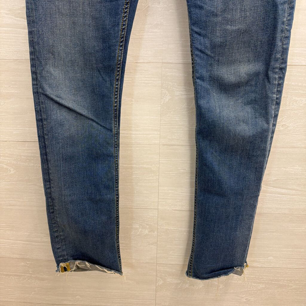 Pilcro Medium Wash Slim Straight Jeans 27