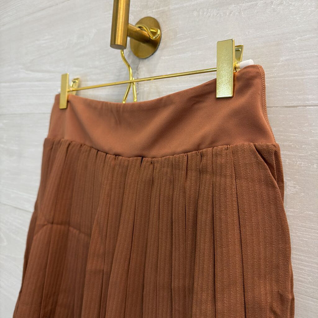 Berlook Brown Pleated Athletic Skort Medium