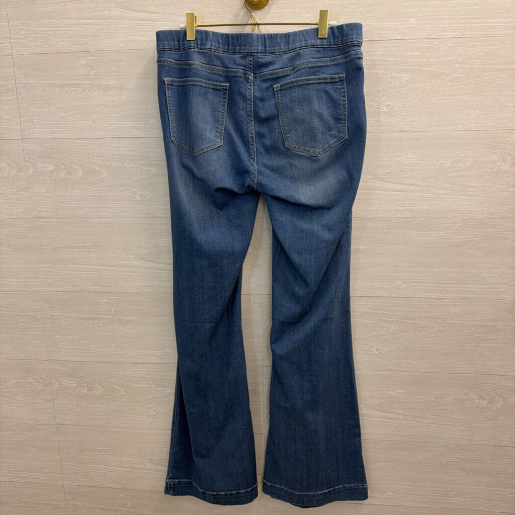 Cello Medium Wash Stretchy Pull On Flare Leg Jeans Extra Large