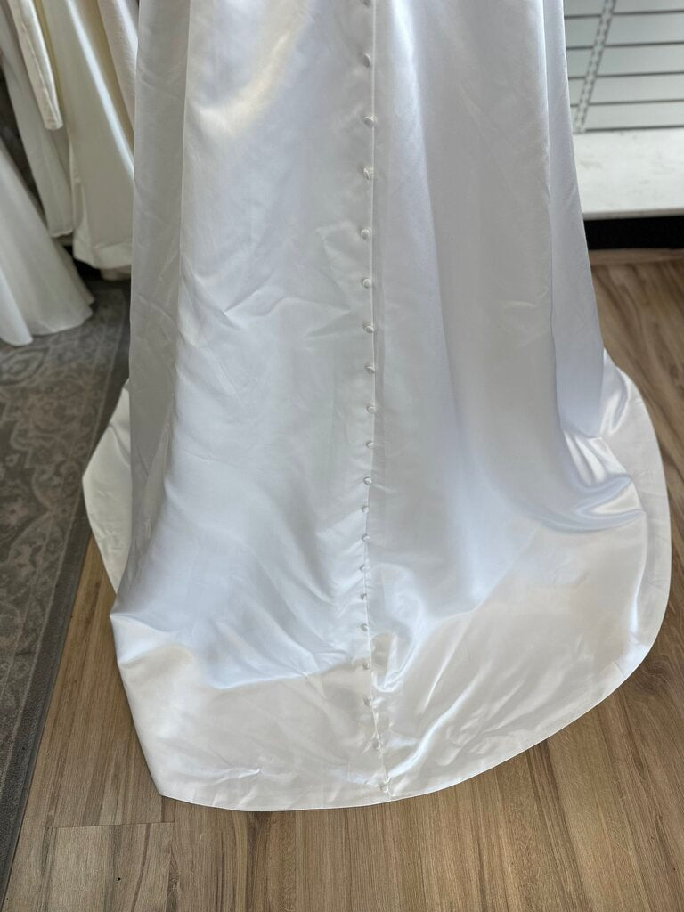 Ivory Satin Strapless Lace Up Back Bridal Gown Medium