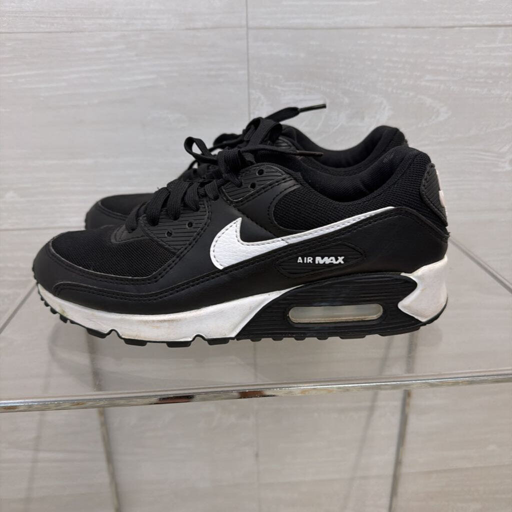 Nike Black/ White Air Max 90 Sneakers 8