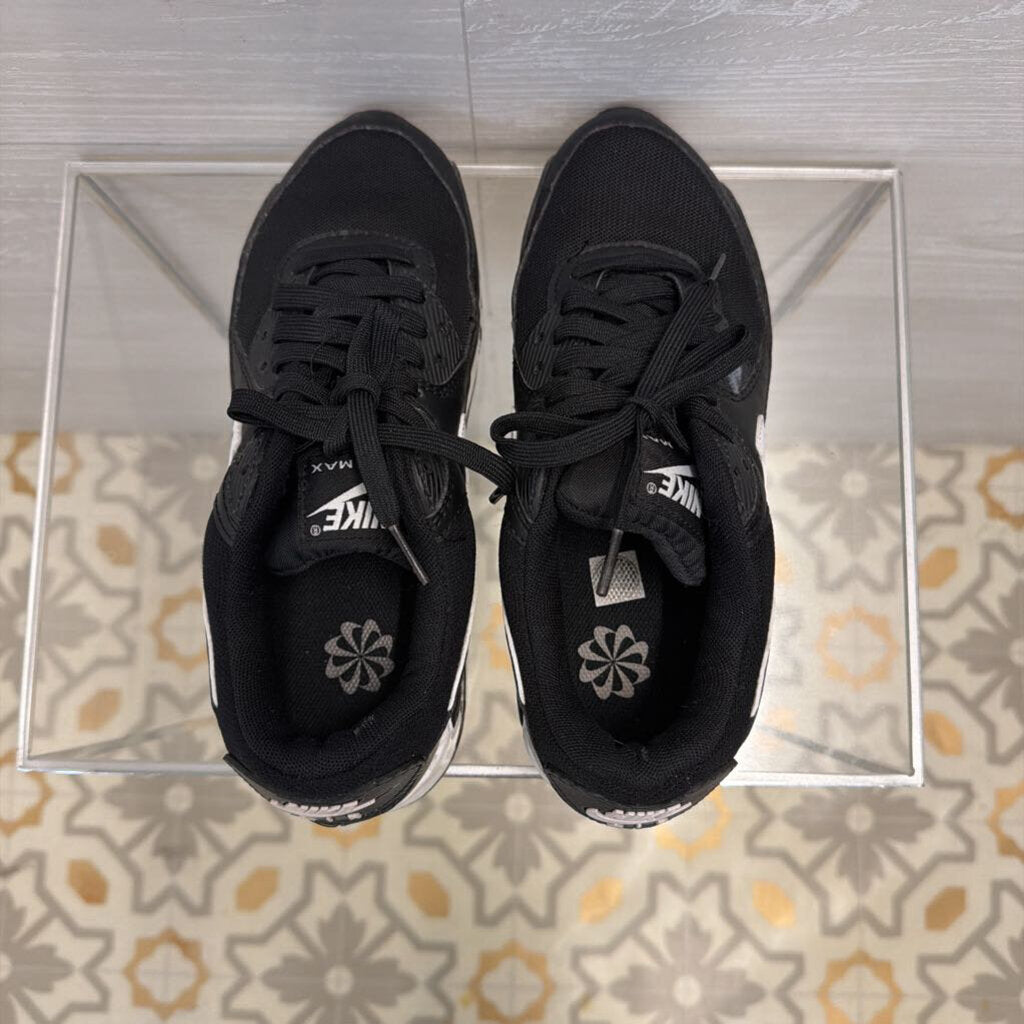 Nike Black/ White Air Max 90 Sneakers 8