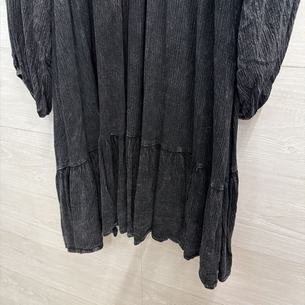 Altar'd State Black Textured Long Sleeve Tunic Top Large