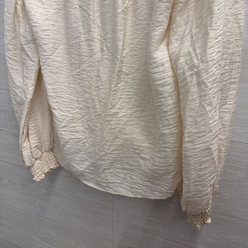 Anthropologie Cream Long Sleeve V Neck Top Extra Small