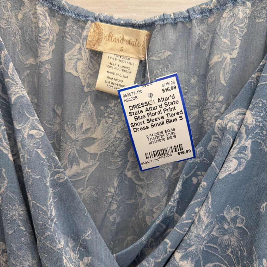 Altar'd State Blue Floral Print Short Sleeve Tiered Dress Small