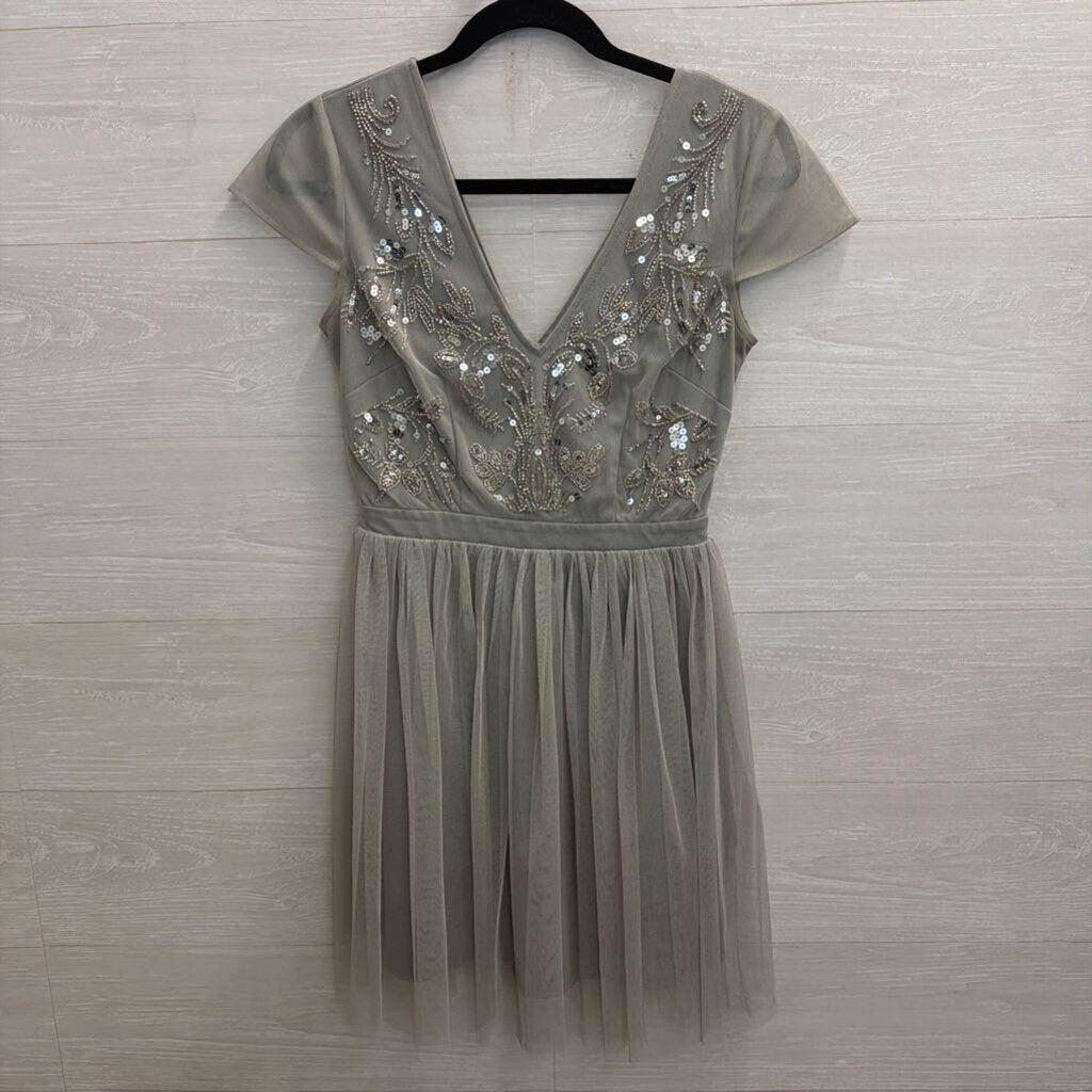 Altar'd State Grey/ Silver Sequin Beaded Short Sleeve Top Dress Small
