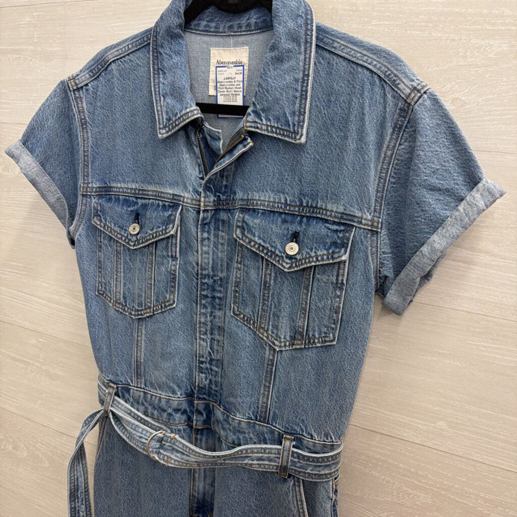 Abercrombie and Fitch Medium Wash Denim Short Sleeve Jumpsuit Medium