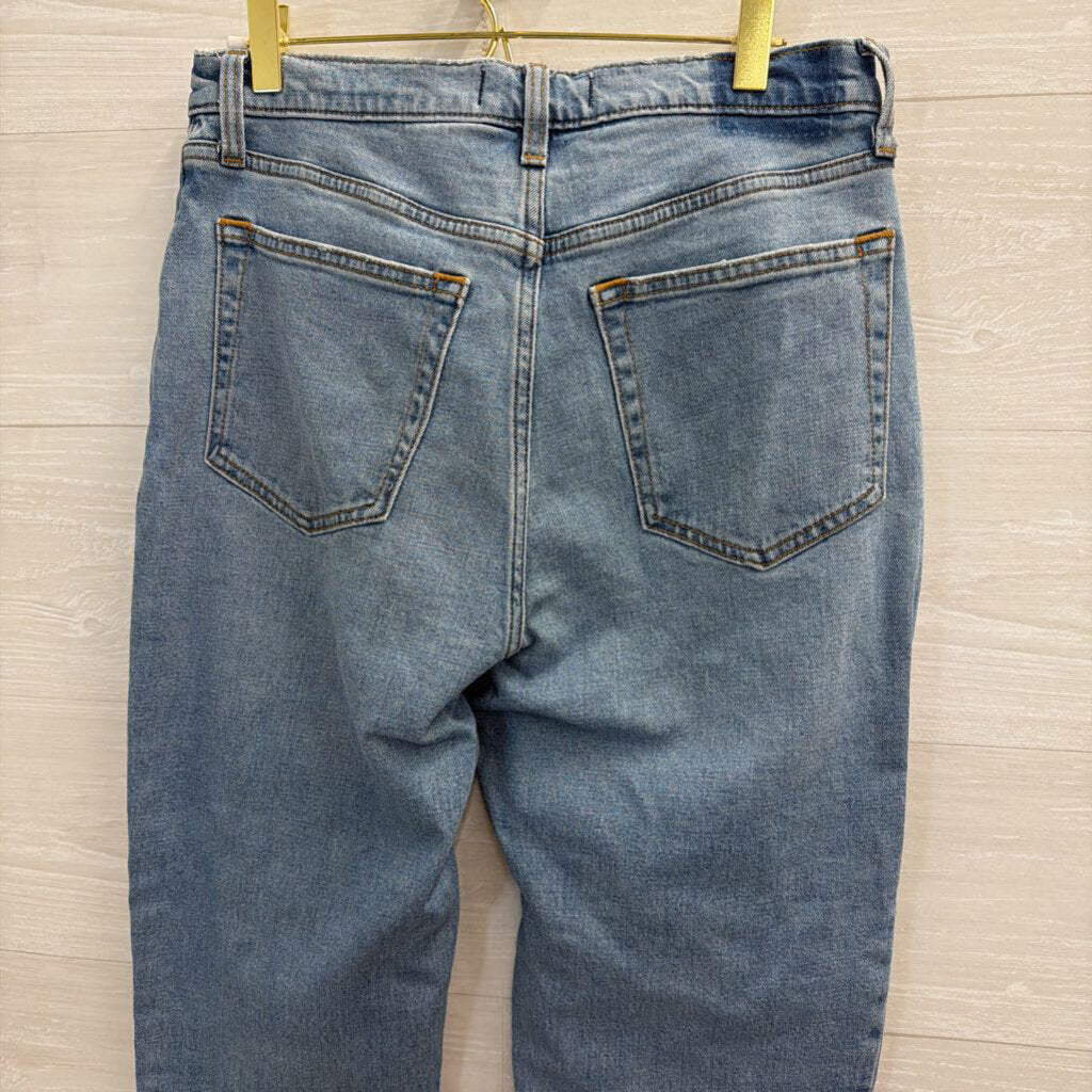 Abercrombie and Fitch Light Wash The 90s Slim Straight Ultra High Rise Jeans 29
