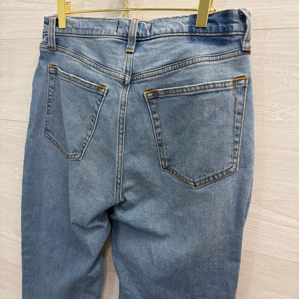 Abercrombie and Fitch Light Wash The 90s Slim Straight Ultra High Rise Jeans 29