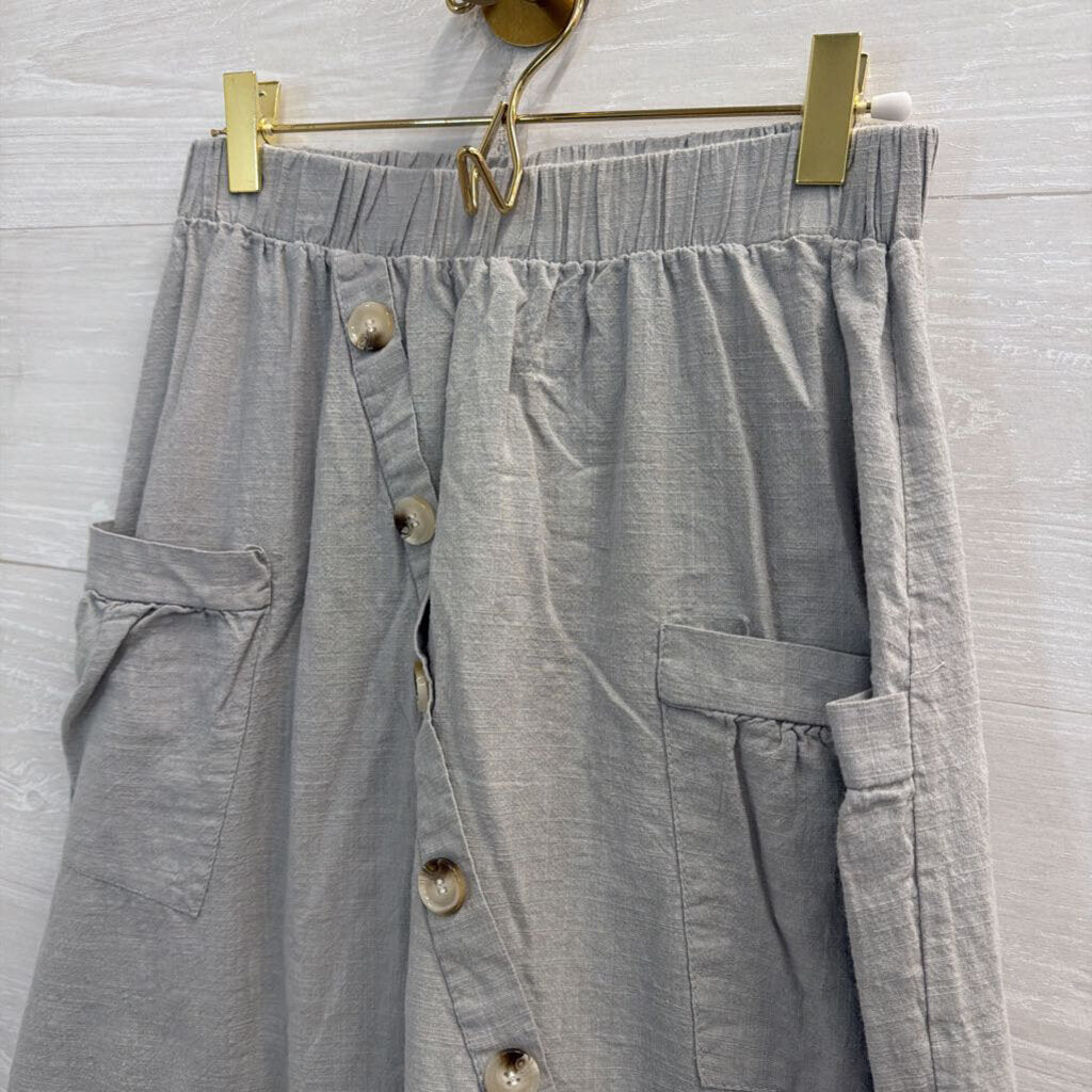 Grey Cropped Front Button Pull On Pants Small