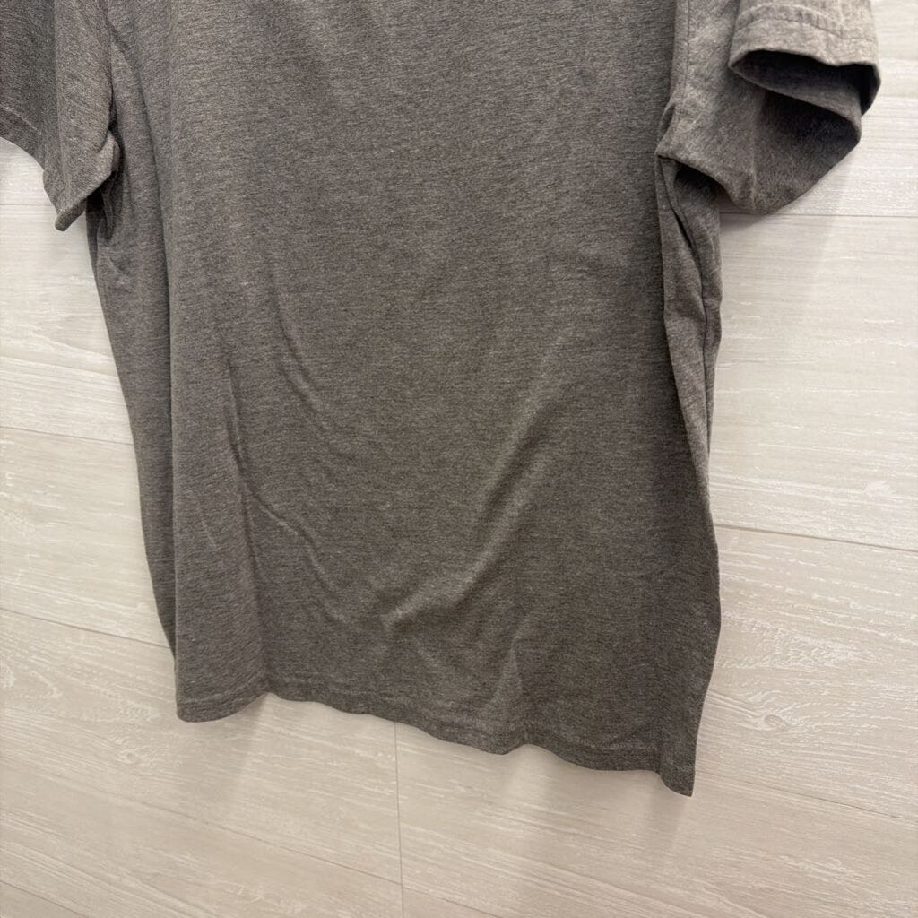 Sperry Grey Short Sleeve Graphic Tee Small